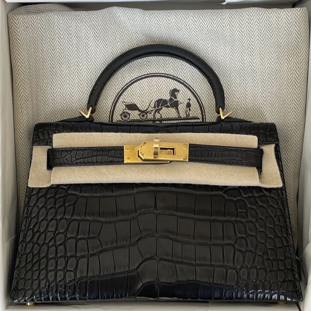 Hermès Kelly 20 Noir (Black) Sellier Alligator Mississippi Matte Gold Hardware GHW