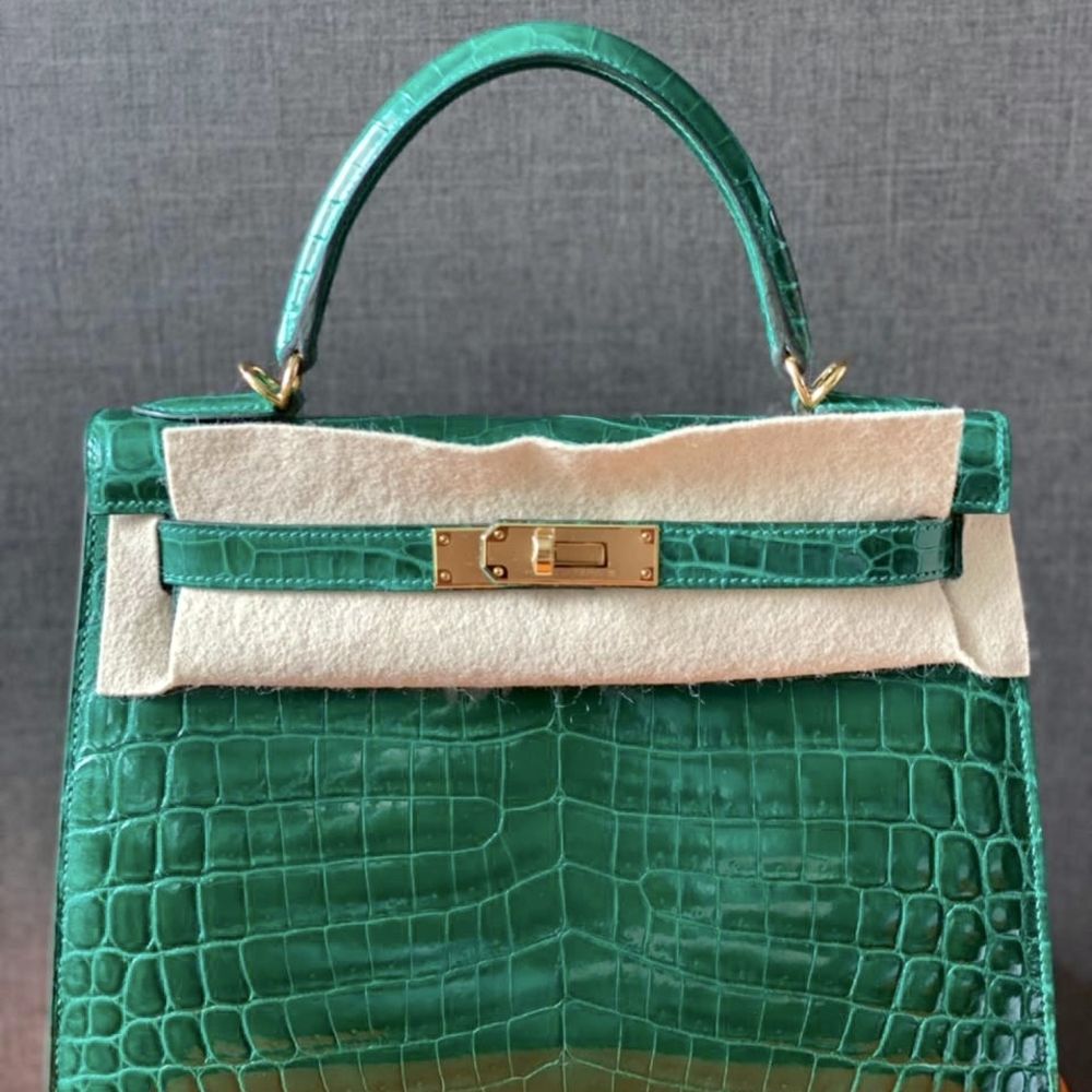 Hermès Kelly 28 Vert Emeraude Sellier Crocodile Niloticus Lisse Gold Hardware GHW