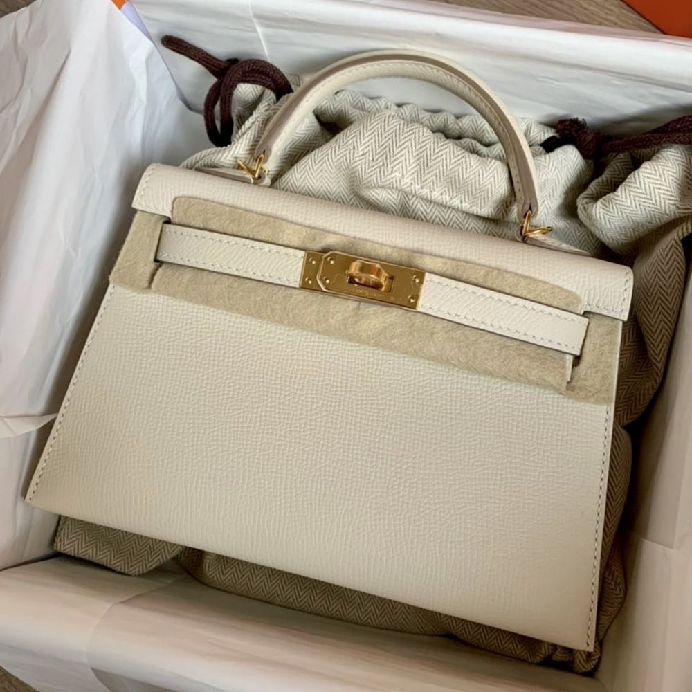 Hermes Kelly 25 Sellier Bag Craie Epsom Leather with Gold Hardware
