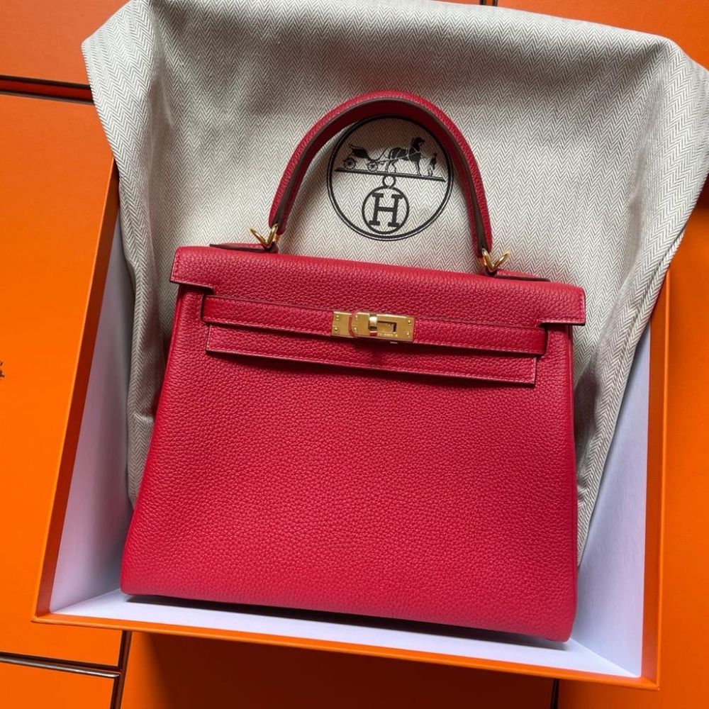 Hermès Kelly bag 25 Sellier . Rouge Casaque