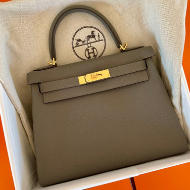 Hermès Kelly 20 Gris Asphalte Sellier Ostrich Gold Hardware GHW — The  French Hunter