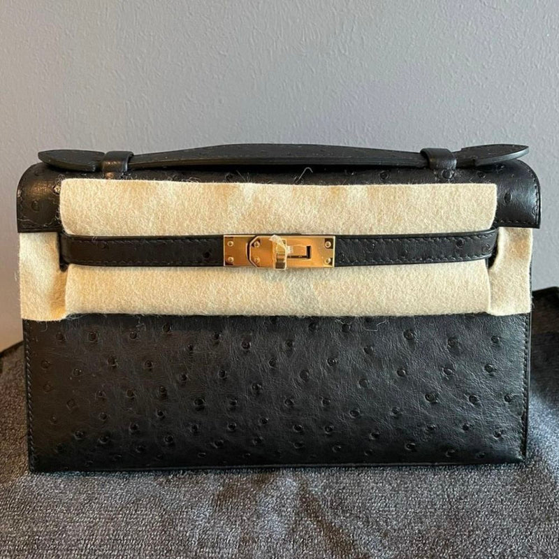 Hermès Kelly Pochette Noir (Black) Ostrich Gold Hardware GHW